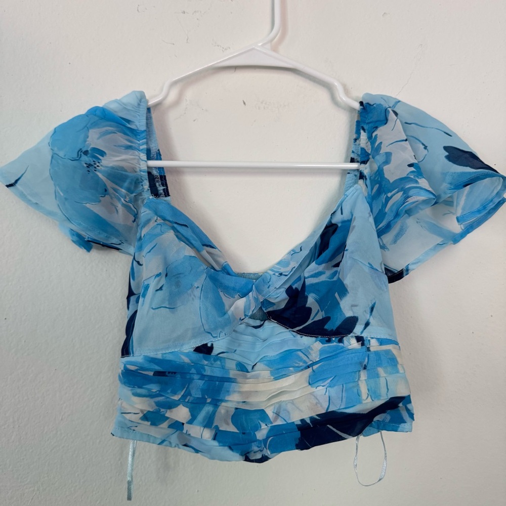 short sleeve blue blouse